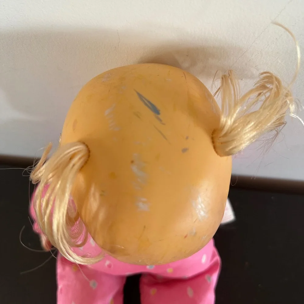 Vintage 1995 Toy Biz Baby Tumbles Surprise Doll Pink Polka Dot Outfit Blonde 12